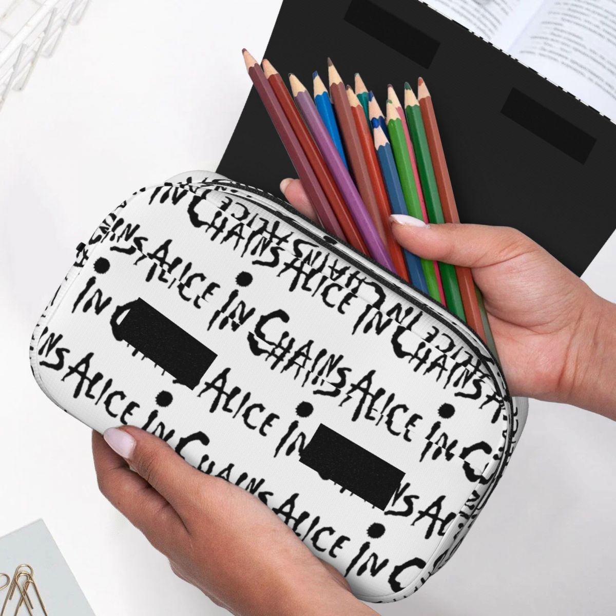 앨리스 인 체인즈 루스터 더트 레인 스테일리 락 펜슬  - Stationery And Office Supply Chain 리뷰 및 가격